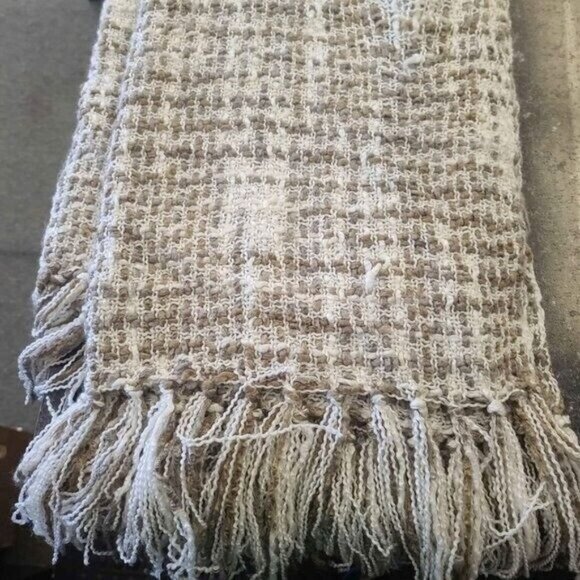 Hallmart Collectibles Plaid Fringe Throw Blanket, 50" X 60" - Picture 6 of 9